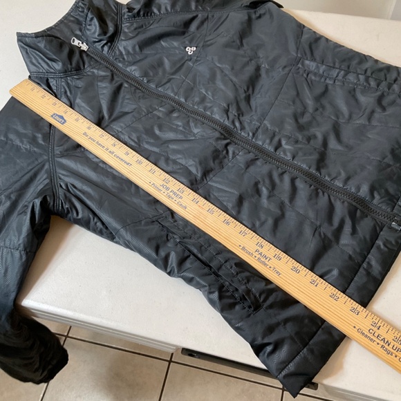 Nike ACG Black Quilted Jacket Size Medium - Picture 2 of 9